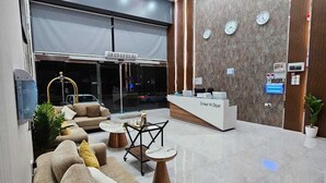 Reception - شقق أعمار الديار للشقق المخدومة  (Jeddah)