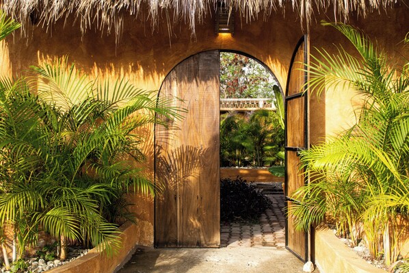 Front of property - Melrose - Hidden Port (Brisas de Zicatela)