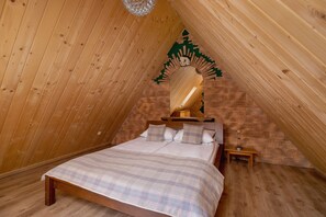 Apartment, 2 Schlafzimmer, 2 Bäder, Bergblick | 2 Schlafzimmer, Babybetten, Bettwäsche