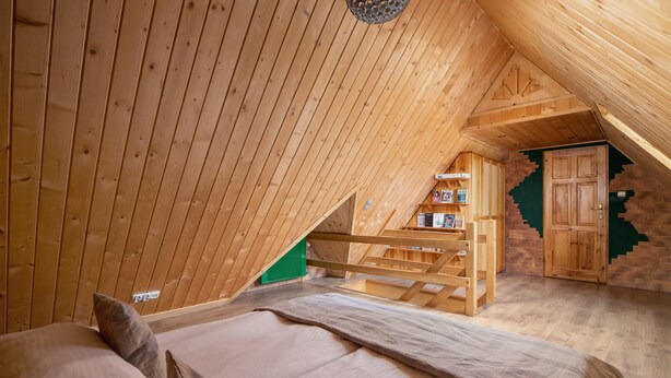 Departamento, 2 habitaciones, 2 baños, vista a la montaña | 2 habitaciones, cunas y ropa de cama 