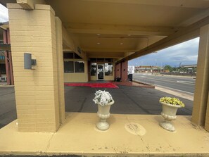 Exterior - INN ON 66 (Flagstaff)