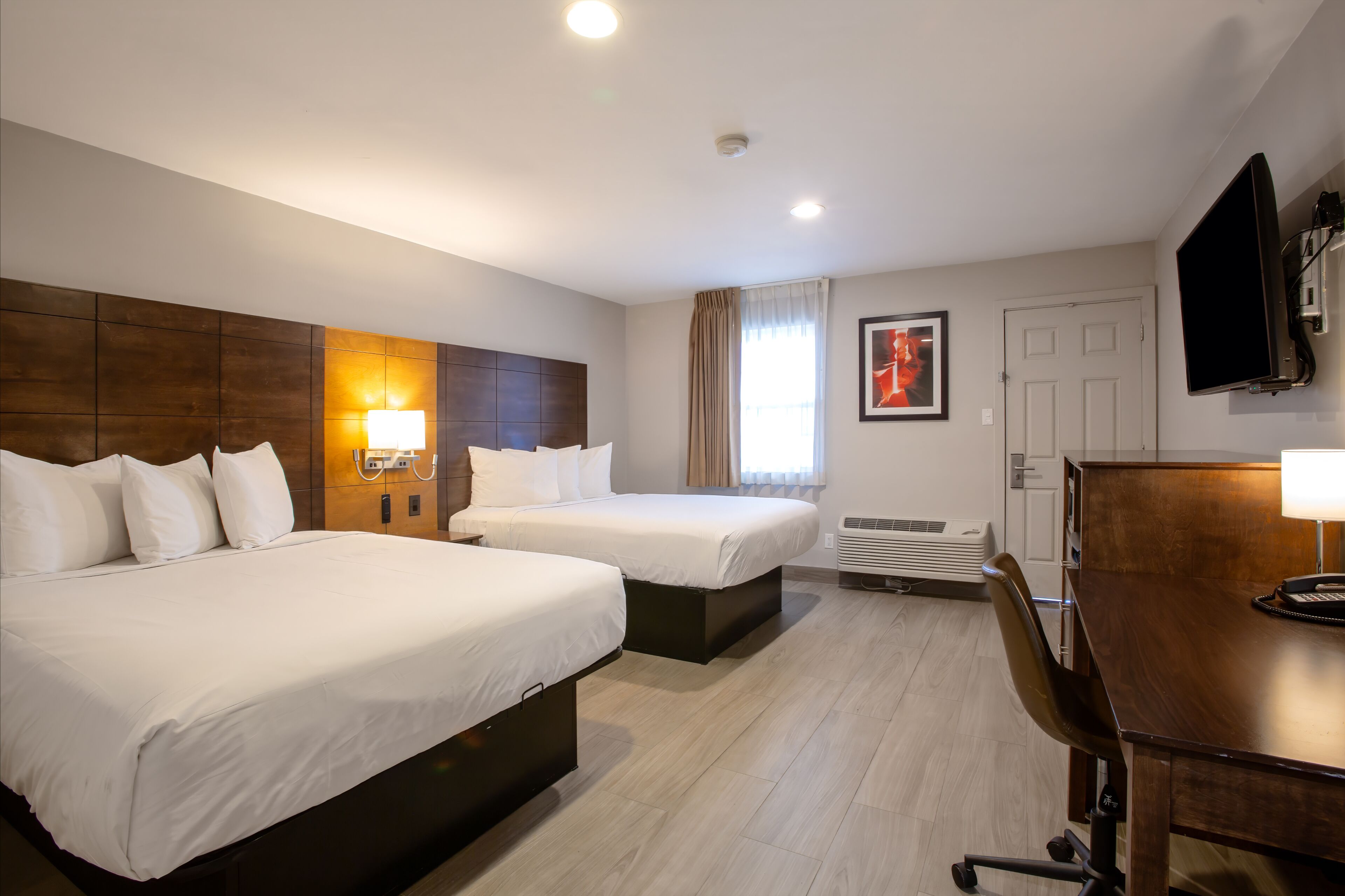 Deluxe Two Queens Non-Smoking | Egyptian cotton sheets, premium bedding, down comforters
