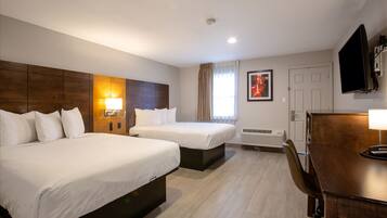 Deluxe Two Queens Non-Smoking | Egyptian cotton sheets, premium bedding, down comforters