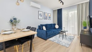 1 bedroom, WiFi (free), bed sheets - Apartament Parking Kołobrzeg by Renters (Kolobrzeg)