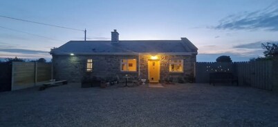 Charming Farmland Escape in the Heart of Ireland