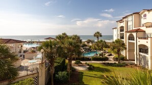 Property grounds - Oceanfront Resort! at Ocean Delight! (North Topsail Beach)