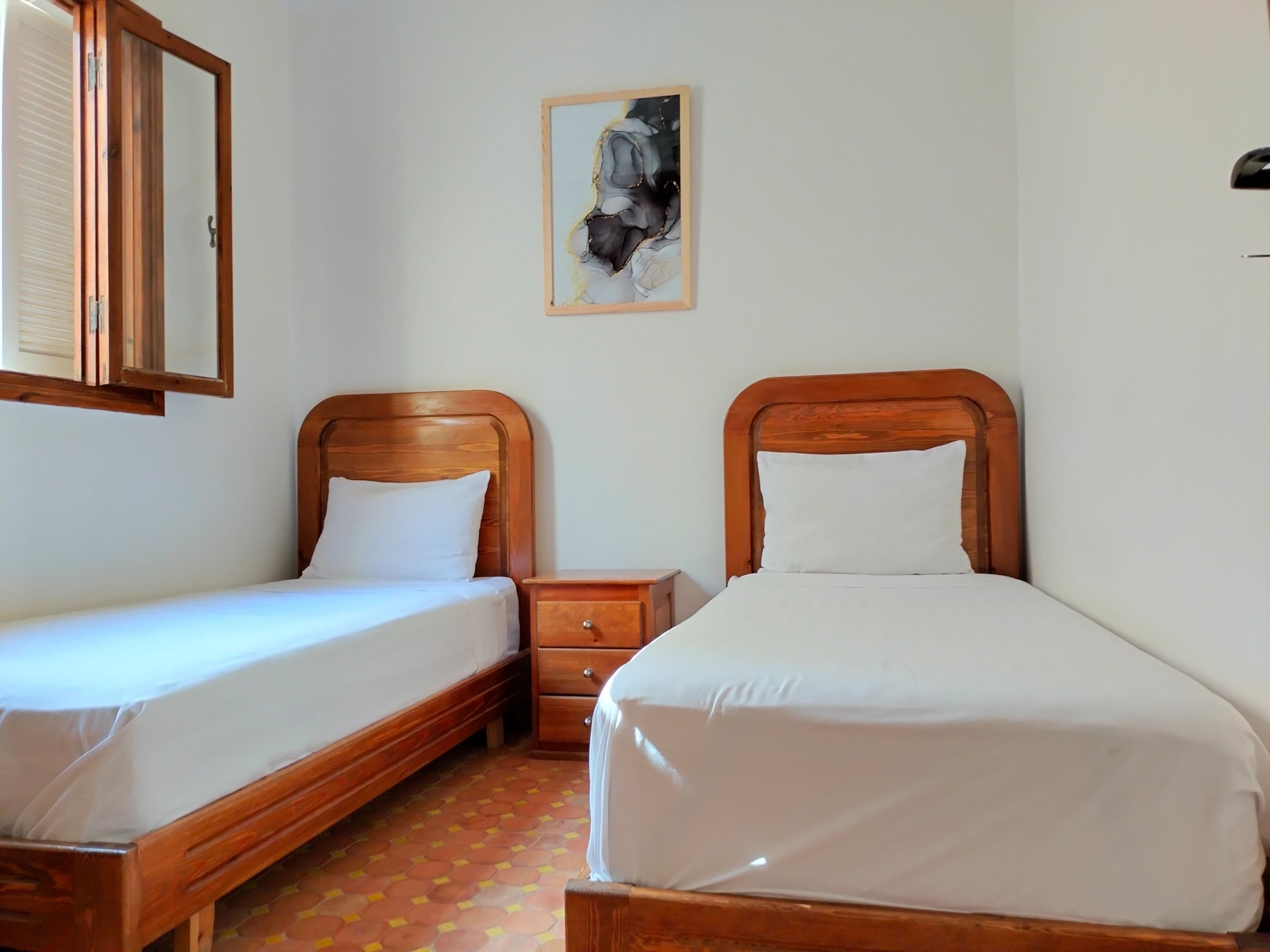 2 bedrooms, WiFi, bed sheets