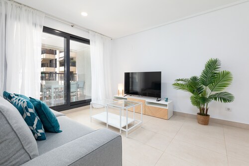 PATACONA PALM BEACH II. WIFI + AIR CONDITIONING + 4 PAX