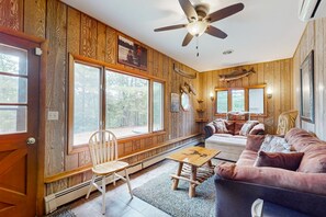 Televisión y reproductor de DVD 