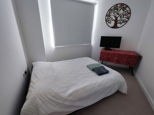  Spare Bedroom,  Wembley Stadium
