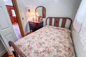 3 habitaciones, acceso a internet y ropa de cama