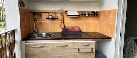 Microonde, forno, piano cottura