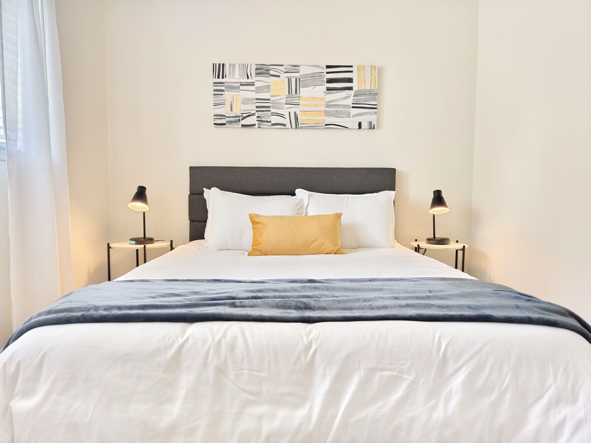 Photo 13 of H-Town Hideout :King Suite, 4 bedrooms close to attractions and restaurants