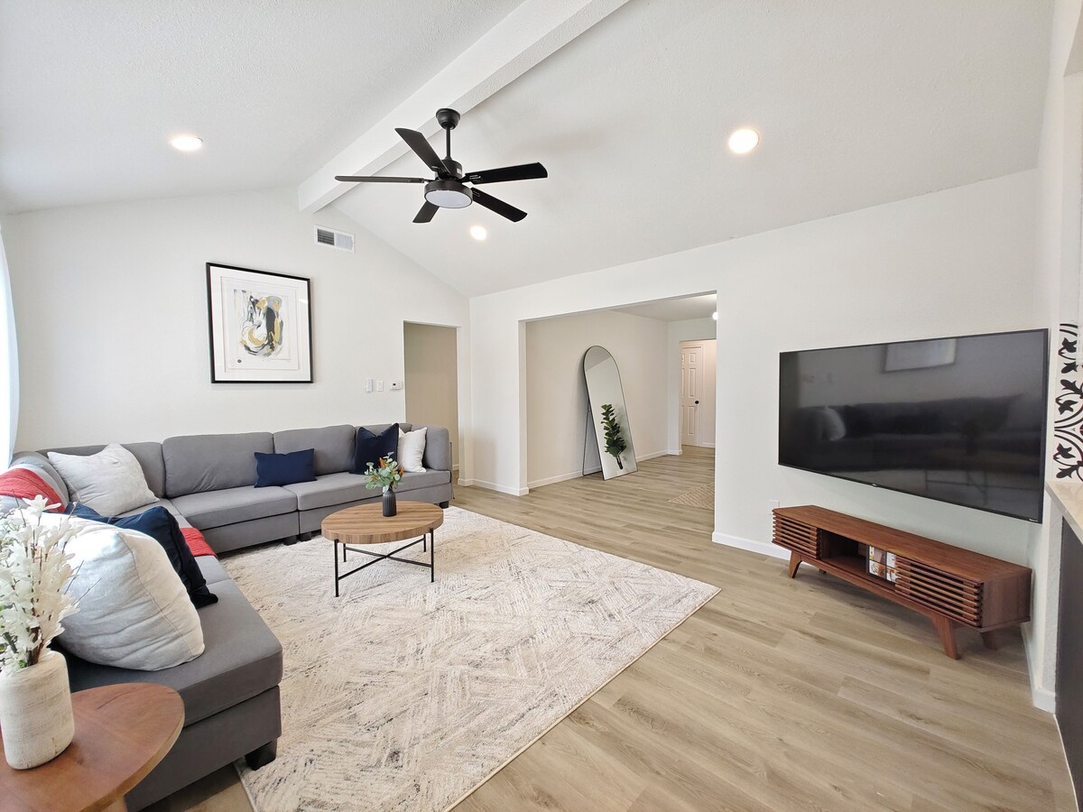 Photo 27 of H-Town Hideout :King Suite, 4 bedrooms close to attractions and restaurants