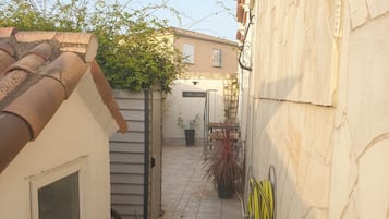 Enceinte de lâhĂ©bergement