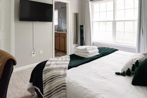 3 dormitoris, planxa i posts de planxar, wifi i roba de llit