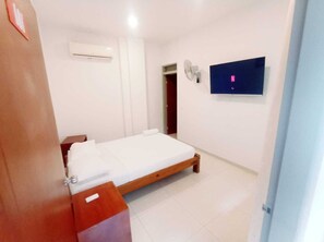 1 habitación, escritorio y wifi gratis 