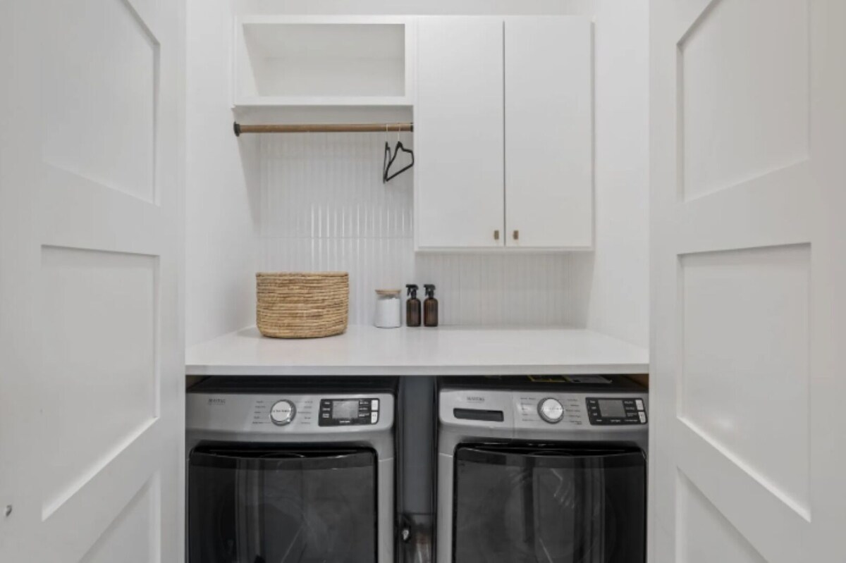 Photo 13 of Spacious 4-bedroom house 1 block to Lady Bird Lake in DT Austin w/ Fitness room.