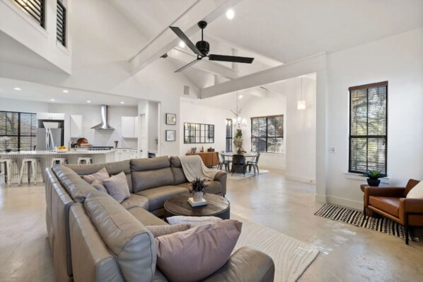 تلفزيون ذكي