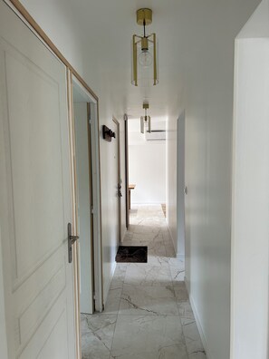 Interior - Appartement Lumineux et Calme Avec Terrasse et Jardin Dans Centre Ville de Vire (Vire-Normandie)