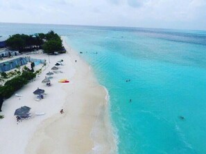 Beach - String Wave Maldives (Gulhi)