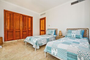 2 bedrooms, in-room safe, iron/ironing board, WiFi