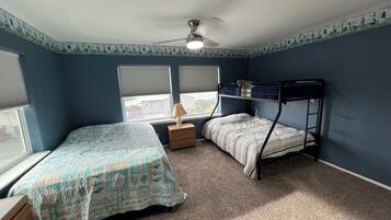 3 bedrooms, WiFi, bed sheets