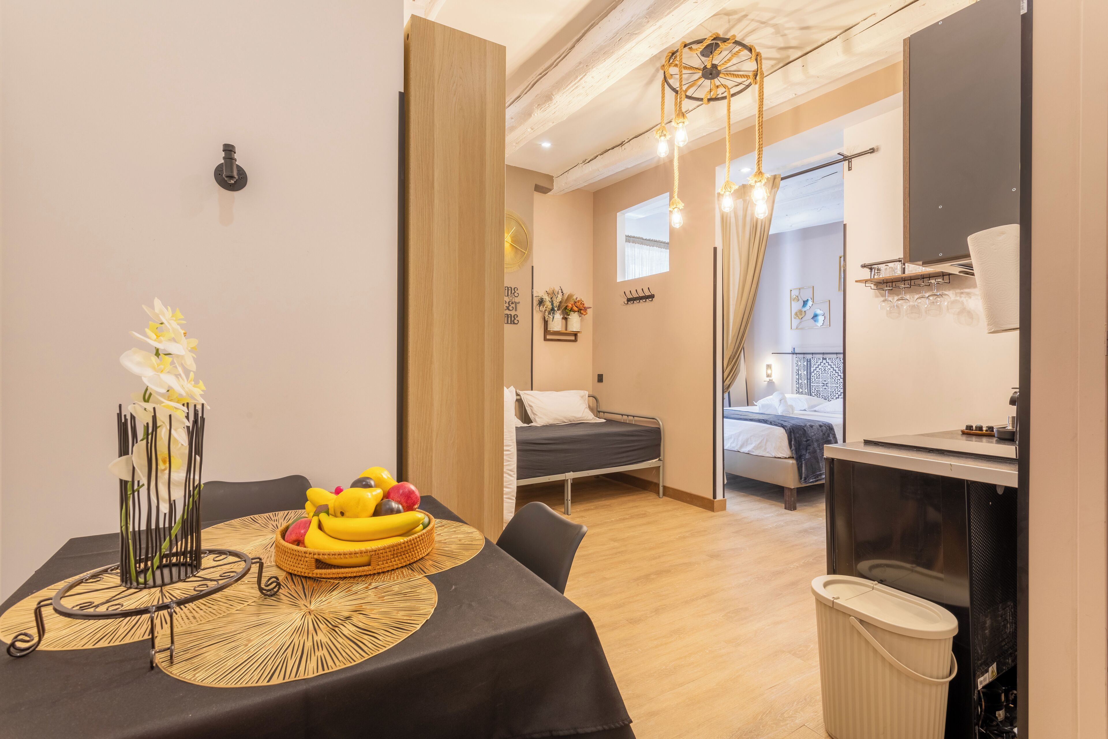 3 Panier Secret | 起居区 | 108-英寸纯平电视（配备数码频道）