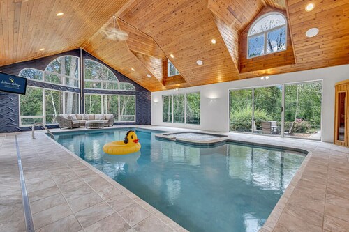 Hidden Hills Estate | Indoor Pool · Sauna · Luxe