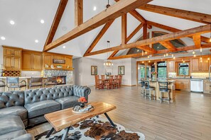 Smart-TV, Kamin, Videospiele, Stereoanlage