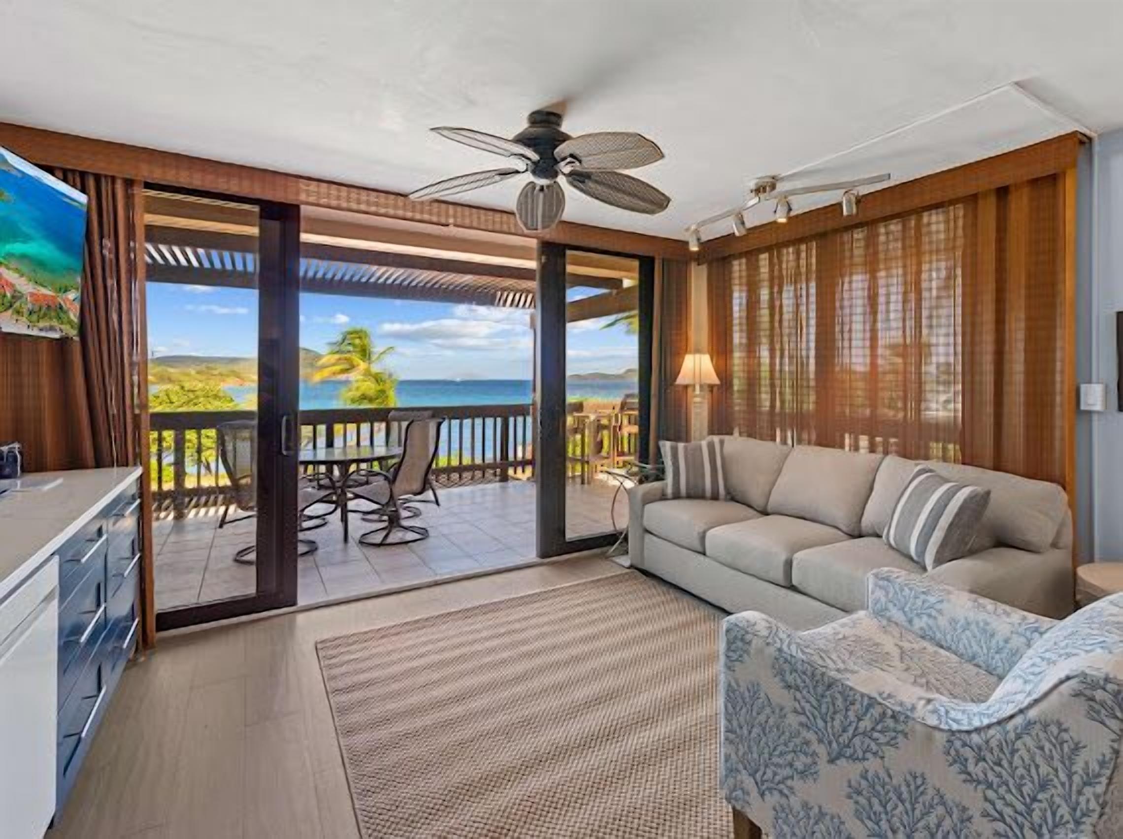 Smart TV, DVD player