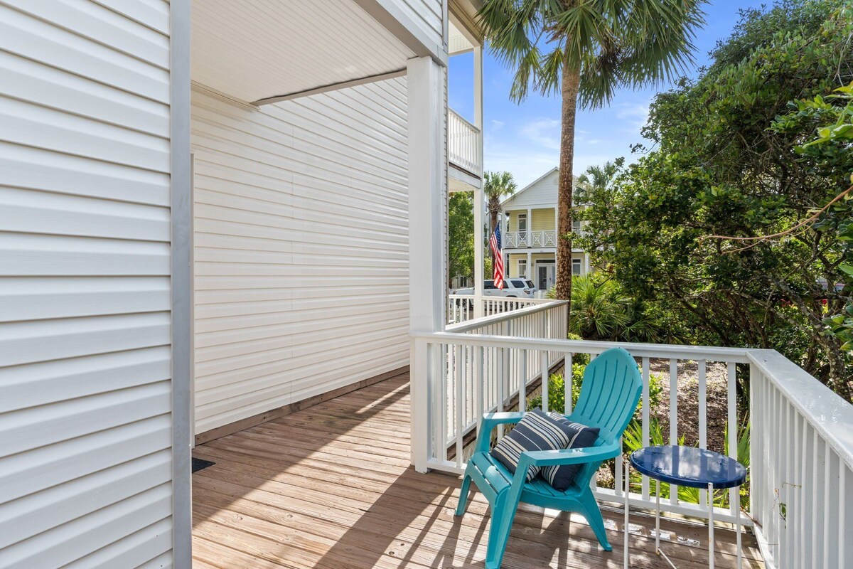 Photo 61 of Sandy at the Beach: Pet-friendly 3-bedroom home with private pool in Destin's Crystal Beach.