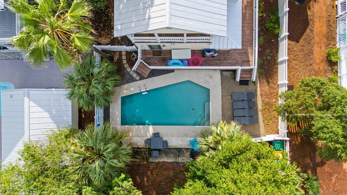 Photo 56 of Sandy at the Beach: Pet-friendly 3-bedroom home with private pool in Destin's Crystal Beach.