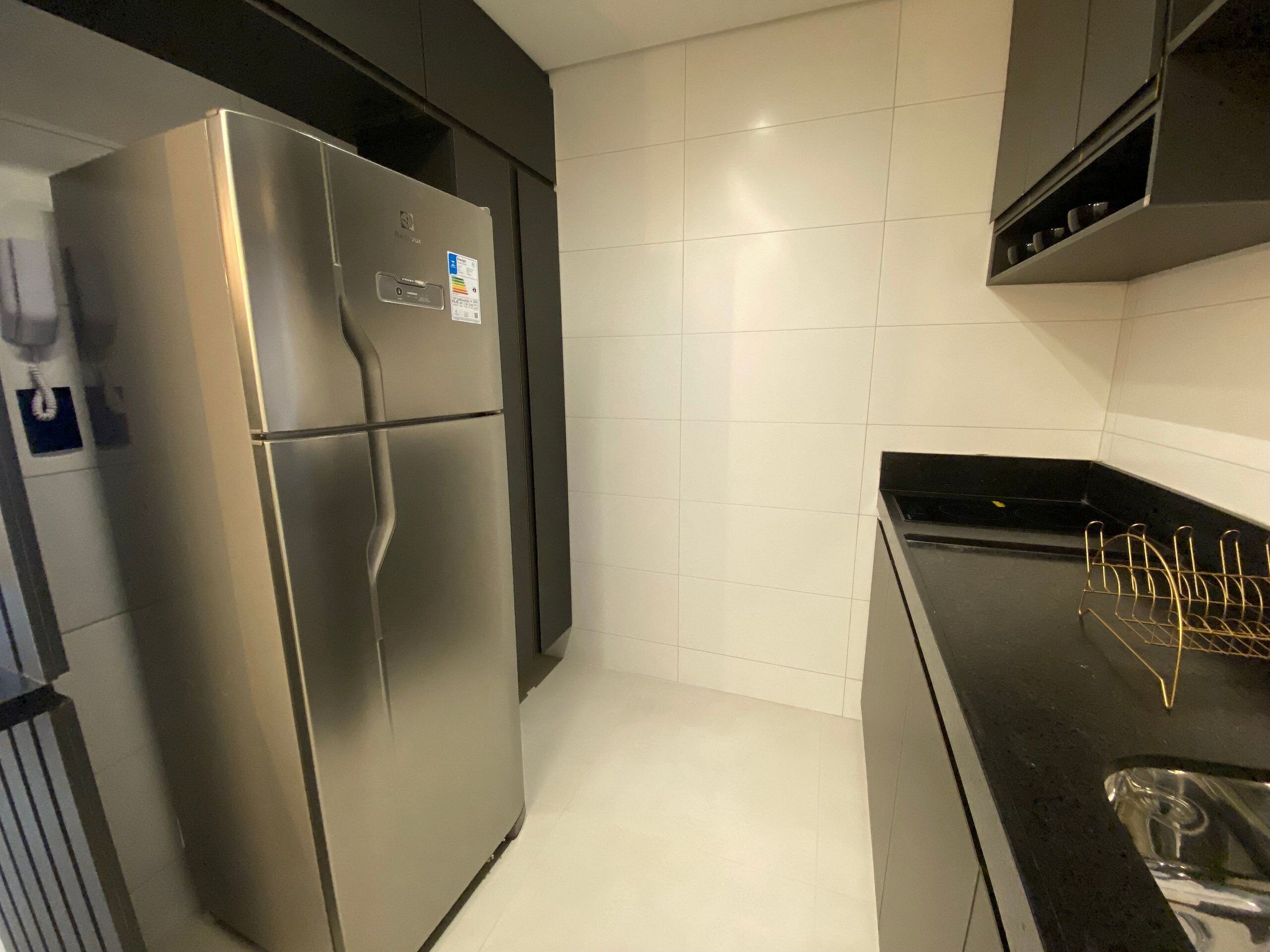 Basic Apartment | Private kitchen | Fridge, microwave, cookware/dishes/utensils