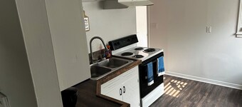 2 Bed house centrally located