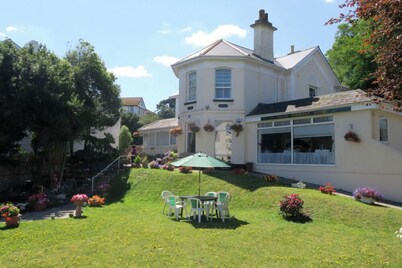 The Great Western Hotel