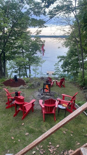 Property grounds - Cozy lakefront cottage, 2 hours from Toronto!  (Marmora)