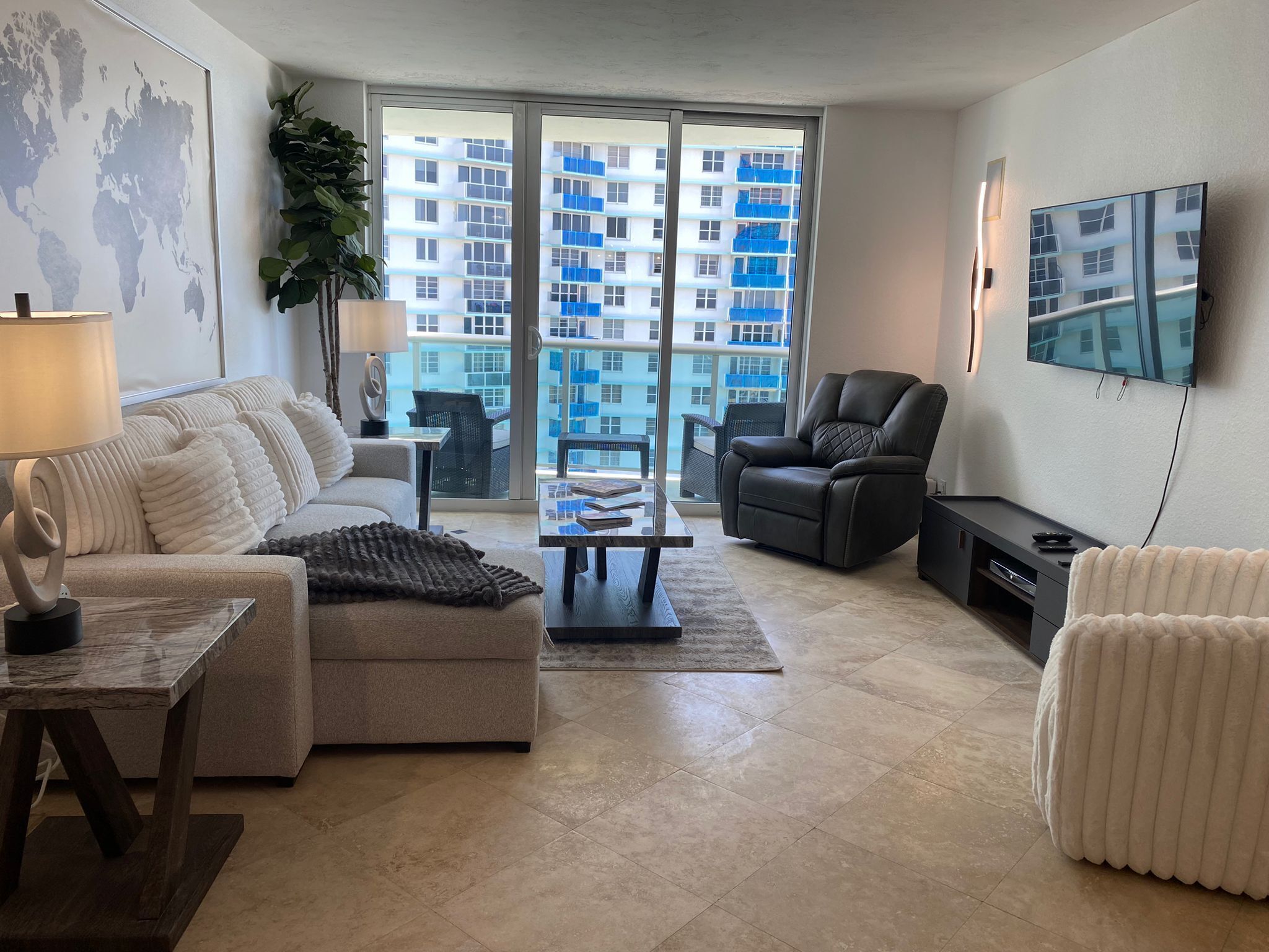 Smart TV, video games