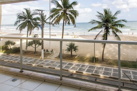 Deluxe Room, Lanai, Sea View | In-room safe, free WiFi