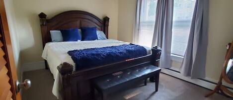 2 chambres, fer et planche à repasser, Wi-Fi, draps fournis