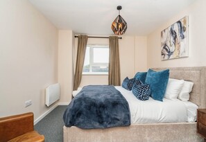 2 bedrooms, iron/ironing board, WiFi, bed sheets - Cozy flat perfect for relaxing getaways, exploring the city and family friendly (Manchester)
