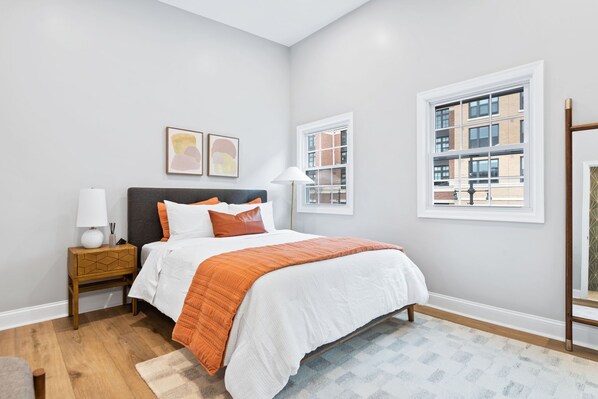 2 habitaciones, tabla de planchar con plancha y wifi gratis 