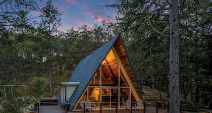 The Epic A - Hot Tub and Views on an Acre