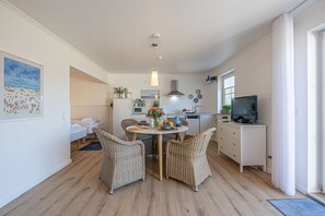 Imagen sin descripción, 4 de 33, botón