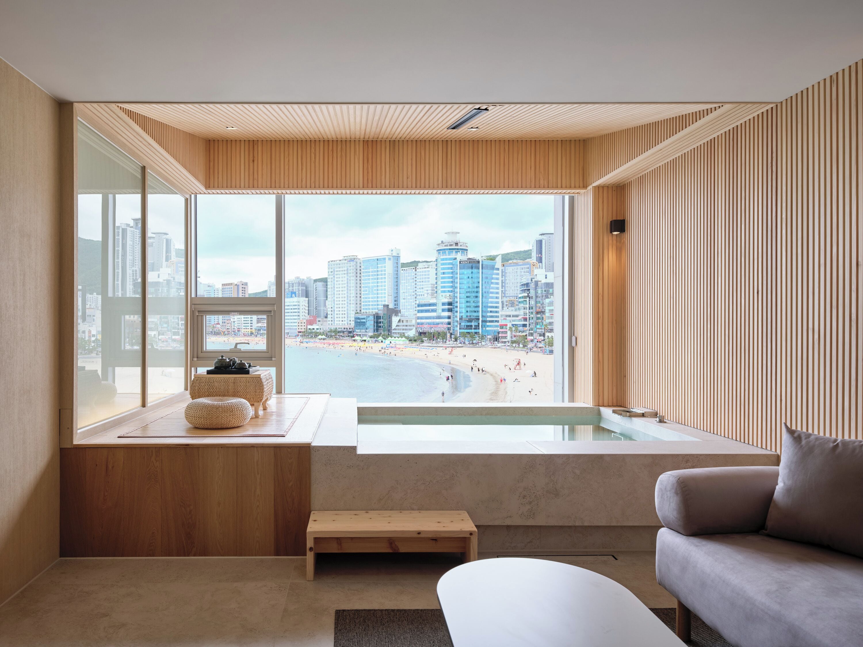 Premium Ocean King | Beach/ocean view