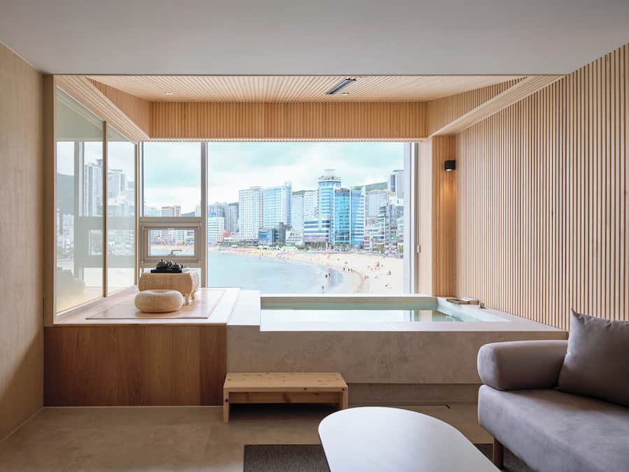 Premium Ocean King | Beach/ocean view