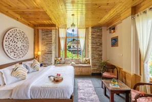 Chambre Deluxe double, vue sur la montagne | Accès au Wi-Fi (inclus), literie fournie