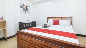Room - Reddoorz @ Rj's Bldg Near Lyceum Gen. Trias Cavite (General Trias)