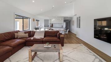 Smart TV, books, offices, computer monitors