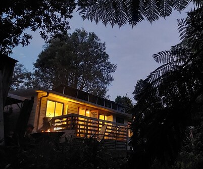 Duckbills Cottage has the convenience of town living but with rural nature feel